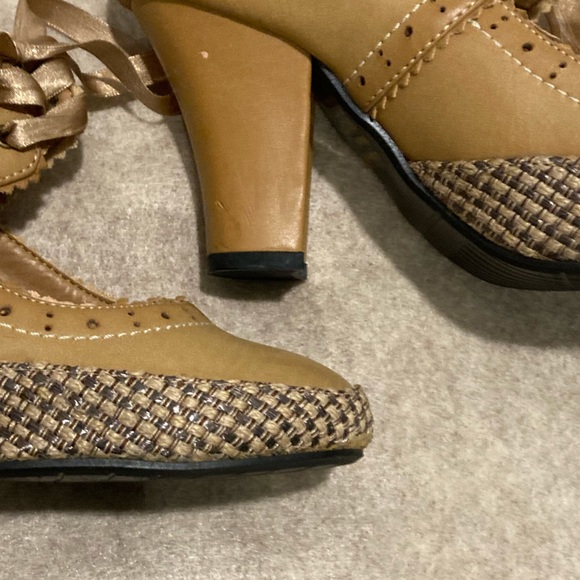 Cute Ribbon Heels - Picture 8 of 16